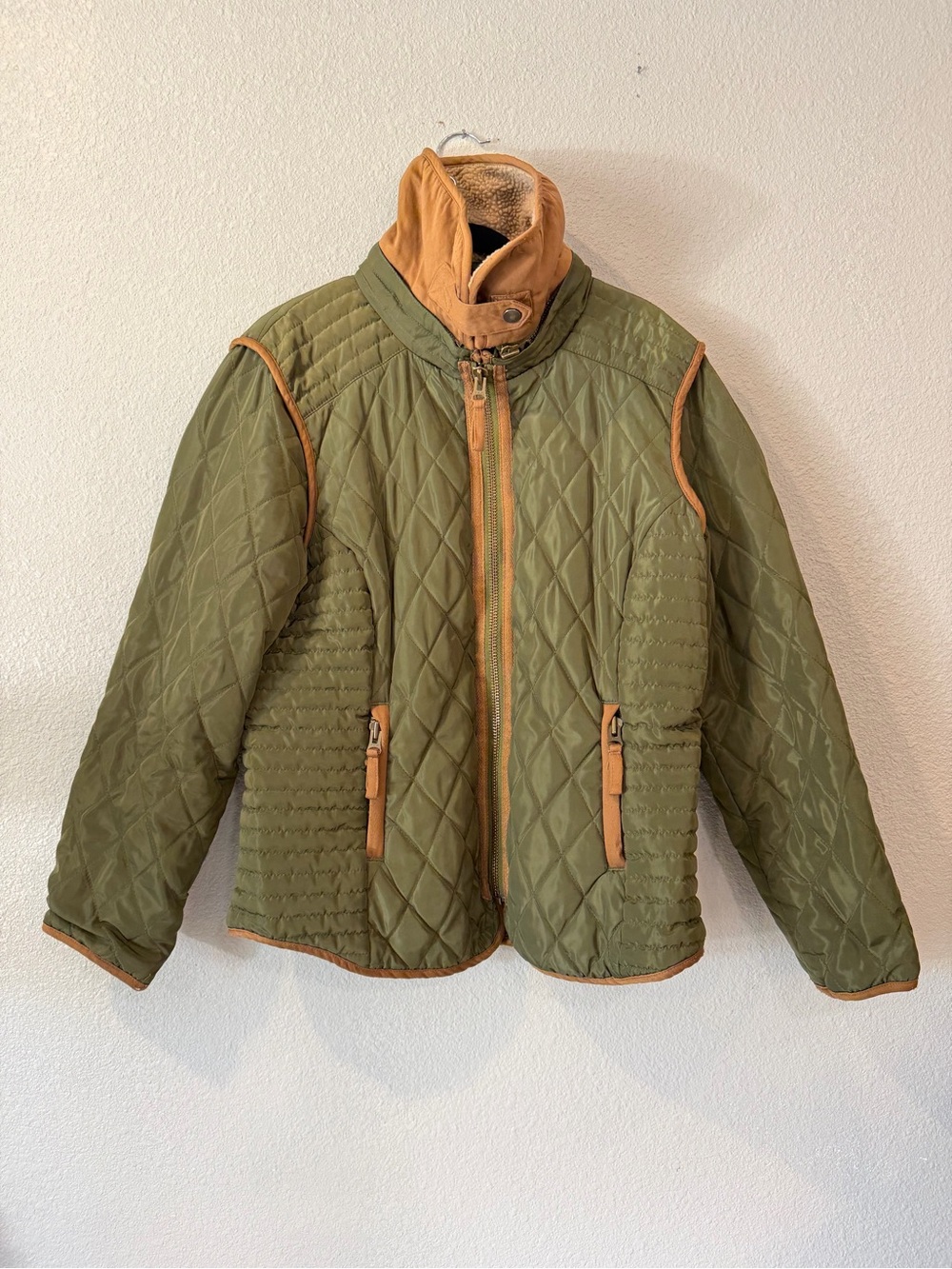 Daniel Cremieux Green Quilted Jacket with Removable Sherpa Collar - Size L